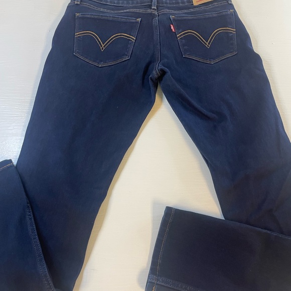 Levi’s 524 skinny Jean - Picture 4 of 4